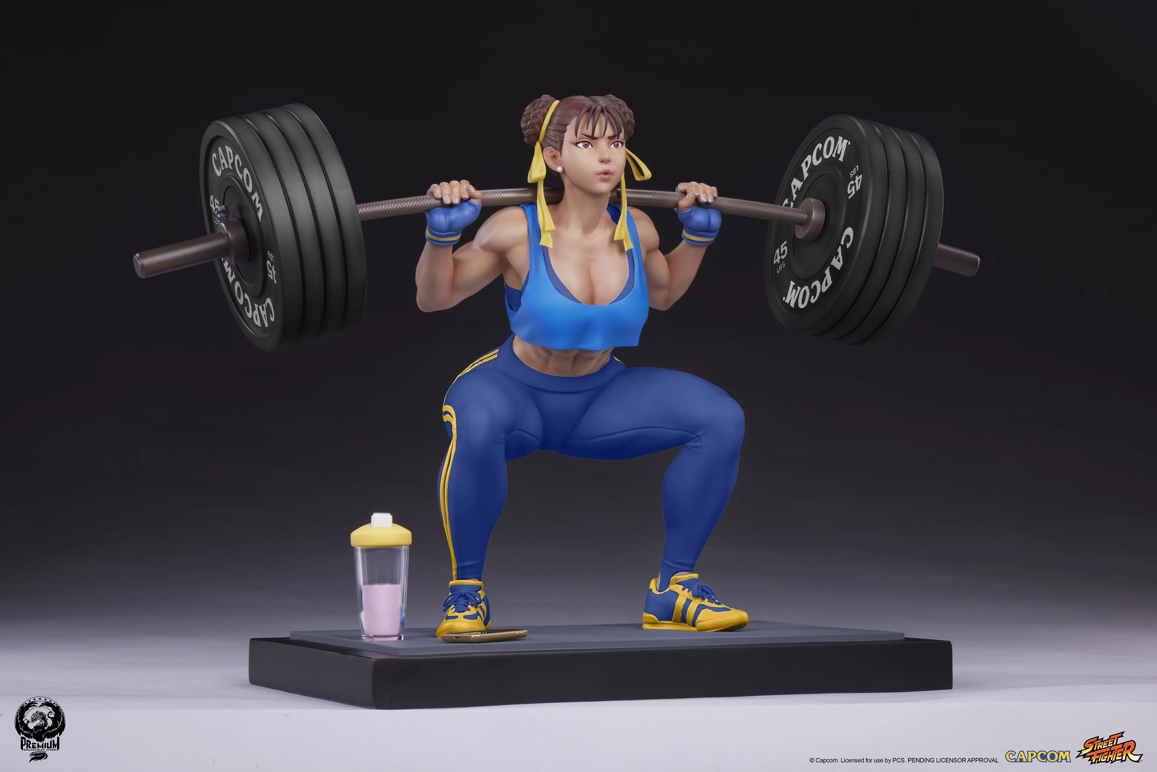 Chun-Li Powerlifting (Alpha) 1/4 Scale Statue