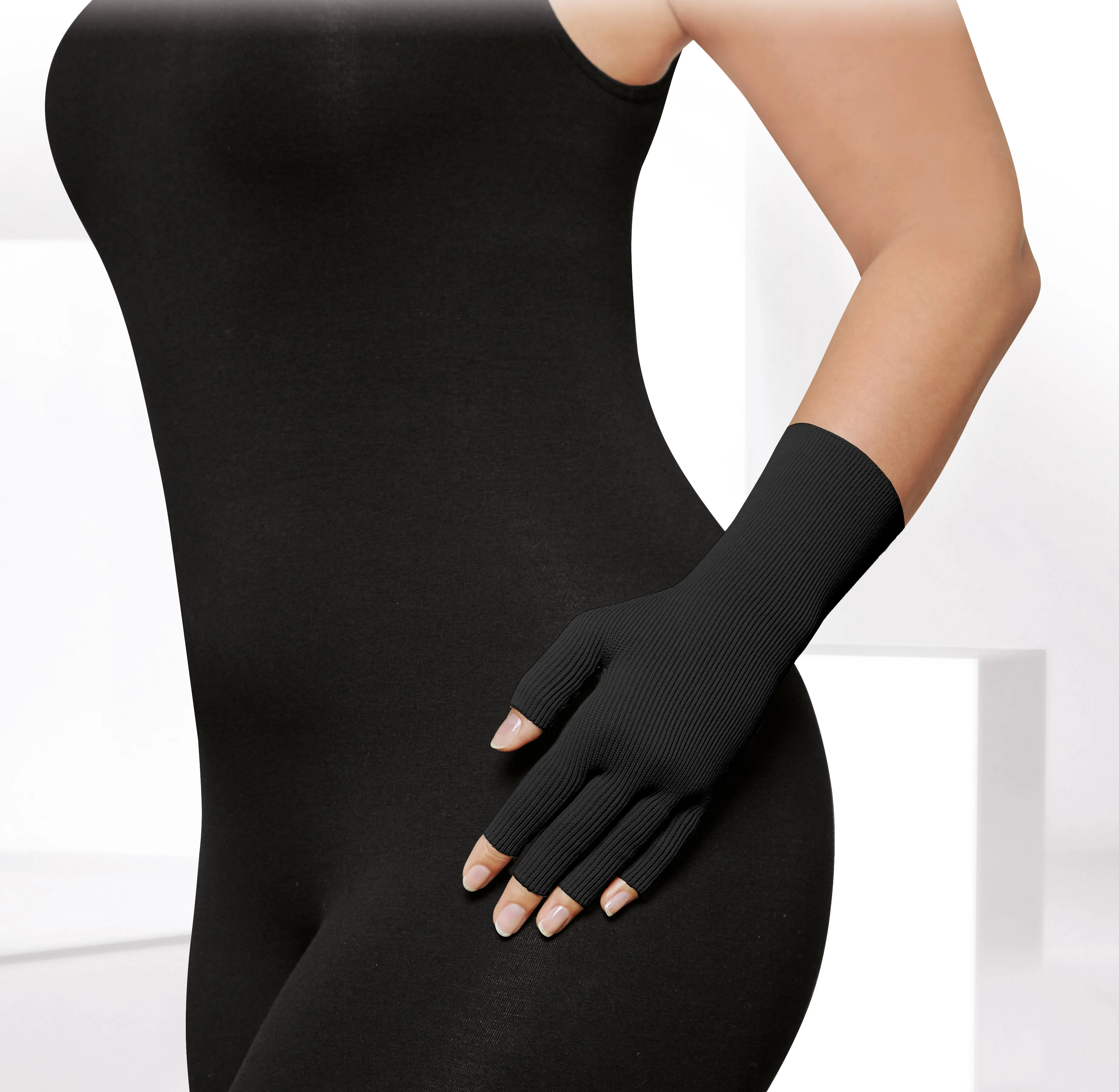 JOBST Bella Strong Compression Gloves 20-30 mmHg Glove