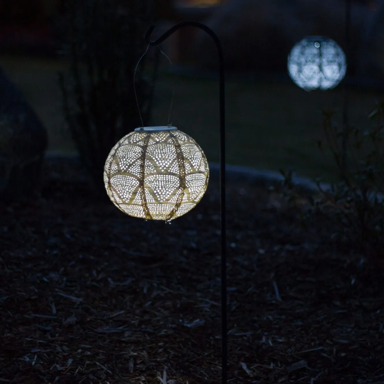 Soji Stella - Globe - 8" Solar Lantern