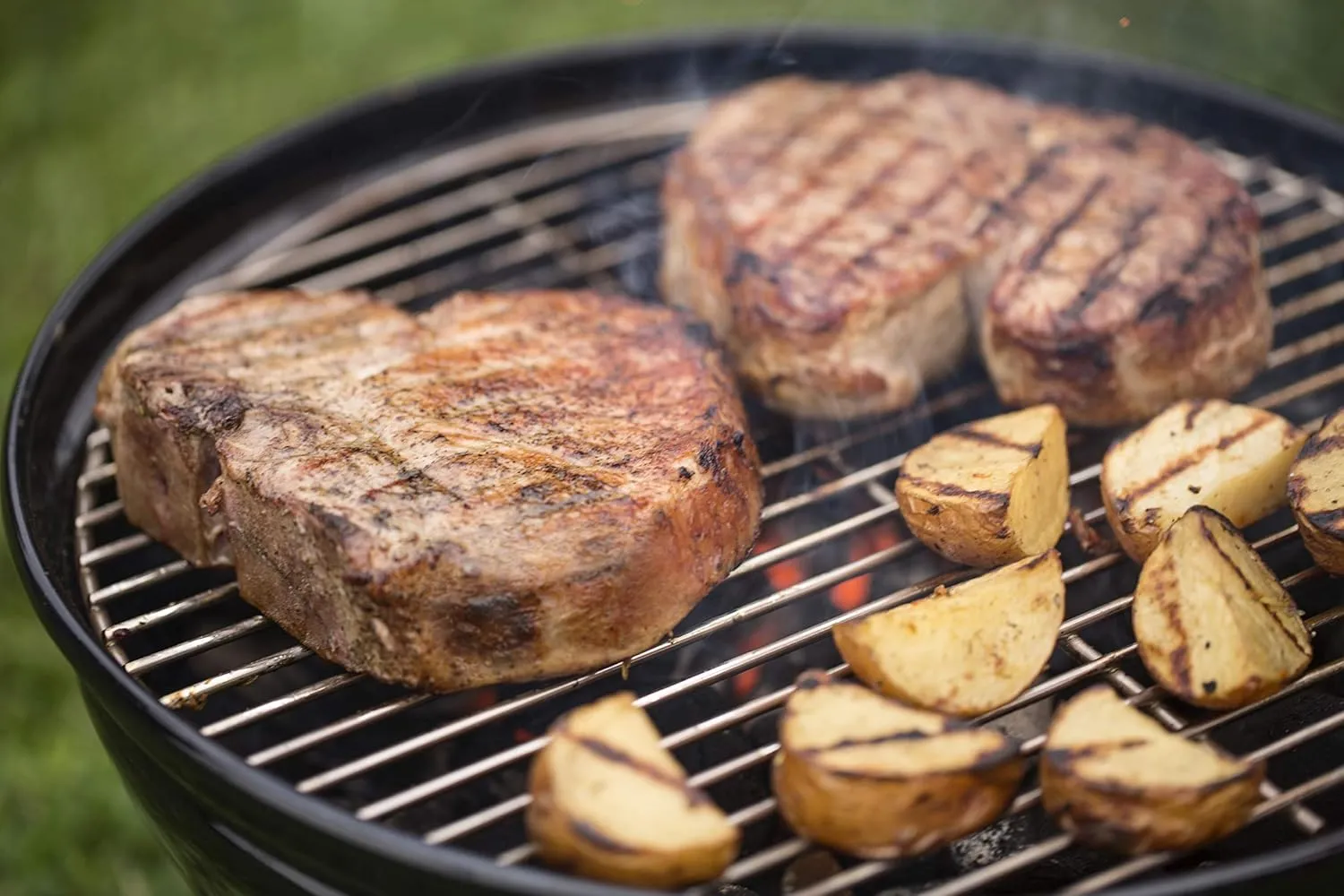 Weber Smokey Joe Charcoal Grill BBQ, 37cm, Portable with Lid & Plated Steel Legs, Porcelain-Enamelled Bowl - Black (1111004)